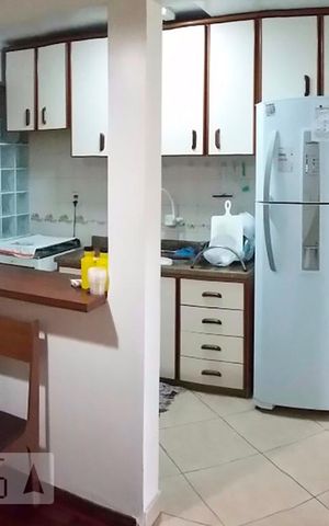 Casa de condomínio à venda com 80m², 2 quartos e 1 vaga Casa de condomínio à venda com 80m², 2 quartos e 1 vagaCozinha