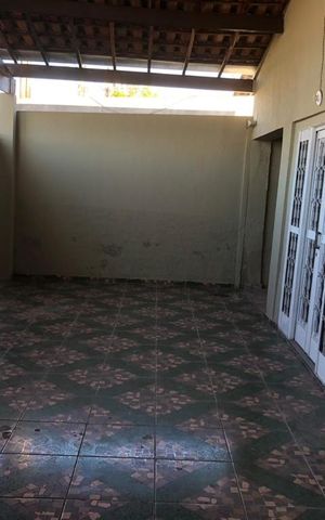 Casa à venda com 200m², 4 quartos e 2 vagas Casa à venda com 200m², 4 quartos e 2 vagasGaragem