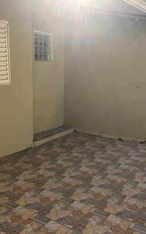 Casa à venda com 200m², 4 quartos e 2 vagas Casa à venda com 200m², 4 quartos e 2 vagasQuintal