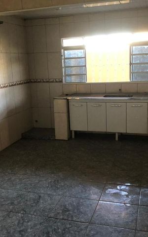 Casa à venda com 200m², 4 quartos e 2 vagas Casa à venda com 200m², 4 quartos e 2 vagasCozinha 01