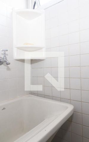 Apartamento à venda com 69m², 2 quartos e 1 vagaÁrea de Serviço