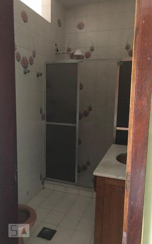 Casa à venda com 416m², 4 quartos e sem vaga