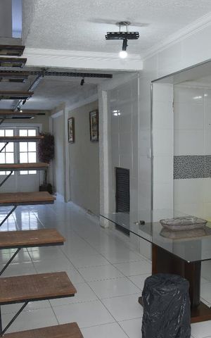 Casa de condomínio à venda com 90m², 2 quartos e sem vagaSala