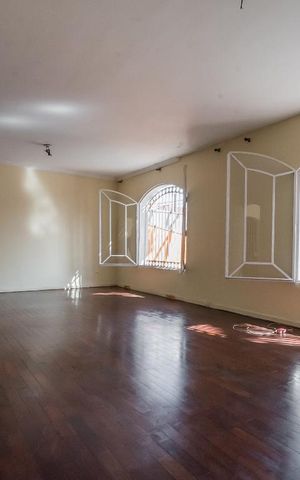 Casa para alugar com 320m², 4 quartos e sem vagaSala