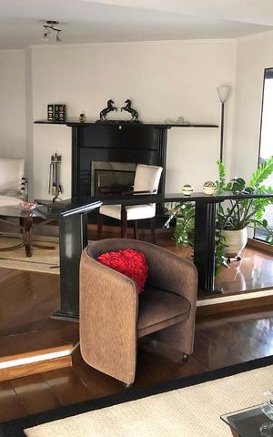 Apartamento à venda com 254m², 4 quartos e 4 vagasSala
