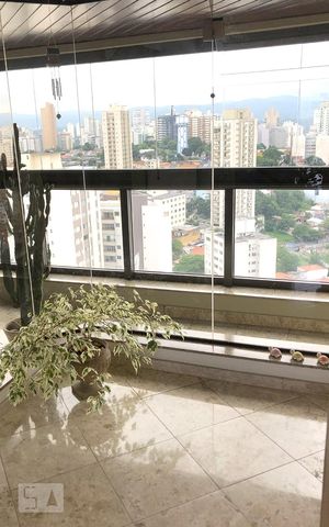 Apartamento à venda com 254m², 4 quartos e 4 vagasSacada