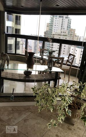 Apartamento à venda com 254m², 4 quartos e 4 vagasSacada