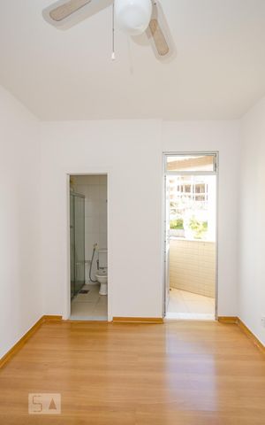 Apartamento à venda com 90m², 3 quartos e 2 vagasSuíte