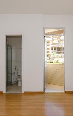 Apartamento à venda com 90m², 3 quartos e 2 vagasSuíte