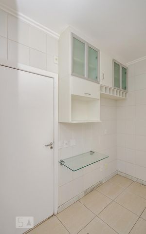 Apartamento à venda com 90m², 3 quartos e 2 vagasCozinha
