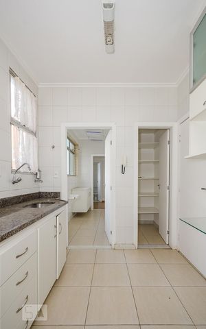 Apartamento à venda com 90m², 3 quartos e 2 vagasCozinha