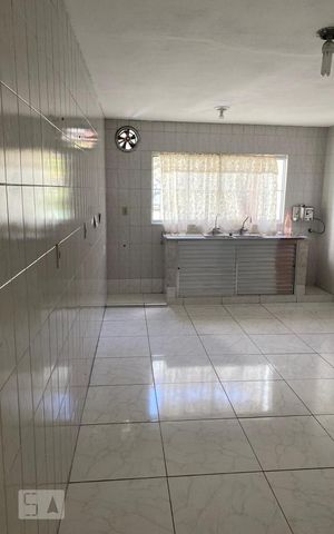 Casa à venda com 229m², 4 quartos e 2 vagas Casa à venda com 229m², 4 quartos e 2 vagasCozinha