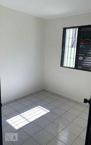 Casa à venda com 229m², 4 quartos e 2 vagas Casa à venda com 229m², 4 quartos e 2 vagasQuarto 2