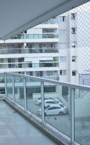 Apartamento à venda com 76m², 2 quartos e 1 vagaVaranda