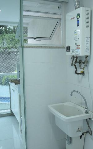 Apartamento à venda com 76m², 2 quartos e 1 vagaÁrea de Serviço