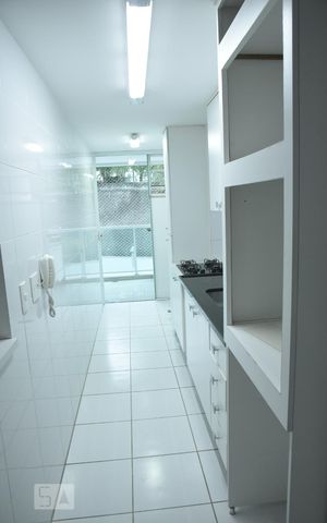 Apartamento à venda com 76m², 2 quartos e 1 vagaCozinha