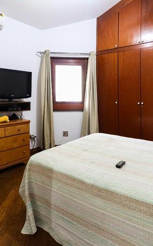 Casa à venda com 450m², 4 quartos e 5 vagas Casa à venda com 450m², 4 quartos e 5 vagasQuarto 1