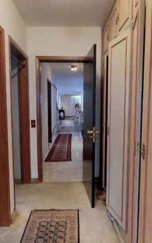 Apartamento para alugar com 250m², 4 quartos e 2 vagasCorredor