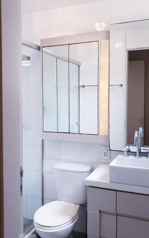 Apartamento para alugar com 67m², 3 quartos e 1 vaga Apartamento para alugar com 67m², 3 quartos e 1 vagaBanheiro da Suíte