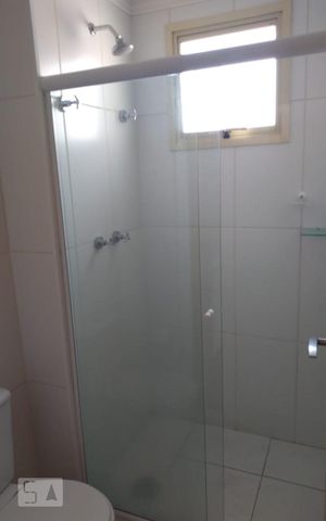 Apartamento para alugar com 44m², 1 quarto e 1 vaga Apartamento para alugar com 44m², 1 quarto e 1 vagaBanheiro