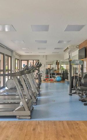 Apartamento à venda com 87m², 3 quartos e 1 vaga Apartamento à venda com 87m², 3 quartos e 1 vagaAcademia