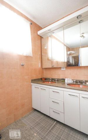 Casa à venda com 400m², 4 quartos e sem vaga