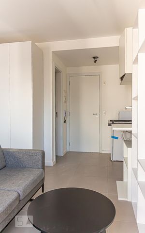 Studio para alugar com 28m², 1 quarto e sem vagaKitnet