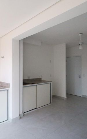 Studio para alugar com 35m², 1 quarto e sem vaga Studio para alugar com 35m², 1 quarto e sem vagaVaranda