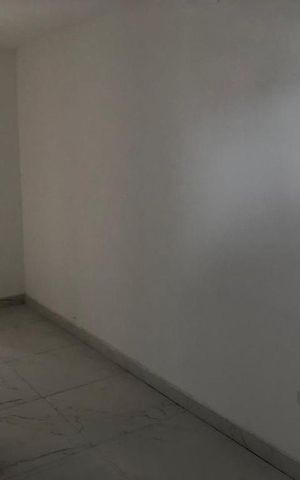 Studio à venda com 35m², 1 quarto e sem vaga Studio à venda com 35m², 1 quarto e sem vagaSala