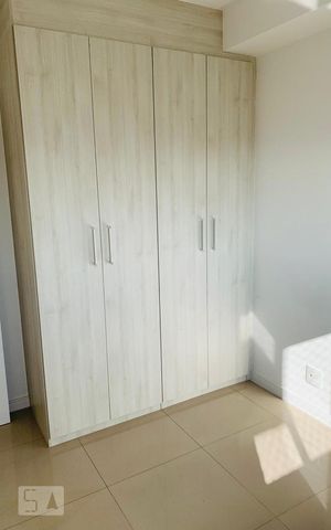 Apartamento à venda com 41m², 1 quarto e 1 vagaQuarto