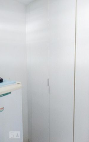 Apartamento à venda com 94m², 3 quartos e 1 vaga Apartamento à venda com 94m², 3 quartos e 1 vagaQuarto de Serviço