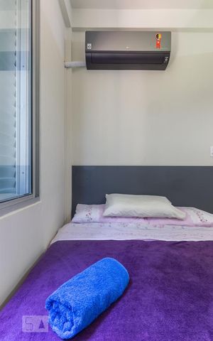 Studio para alugar com 29m², 1 quarto e 1 vaga Studio para alugar com 29m², 1 quarto e 1 vagaQuarto