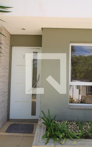Casa de condomínio à venda com 135m², 3 quartos e 2 vagasFachada