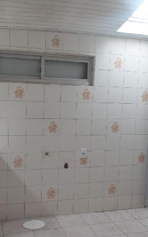 Casa à venda com 224m², 4 quartos e 4 vagas Casa à venda com 224m², 4 quartos e 4 vagasCozinha