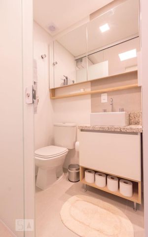Studio à venda com 34m², 1 quarto e sem vaga Studio à venda com 34m², 1 quarto e sem vagaBanheiro