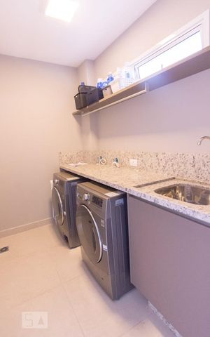 Studio à venda com 34m², 1 quarto e sem vaga Studio à venda com 34m², 1 quarto e sem vagaÁrea comum - Lavanderia