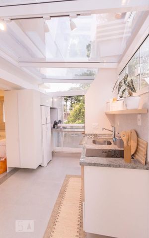 Studio à venda com 34m², 1 quarto e sem vaga Studio à venda com 34m², 1 quarto e sem vagaCozinha