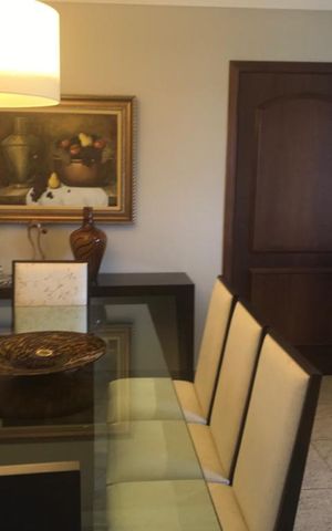 Apartamento à venda com 156m², 3 quartos e 4 vagasSala