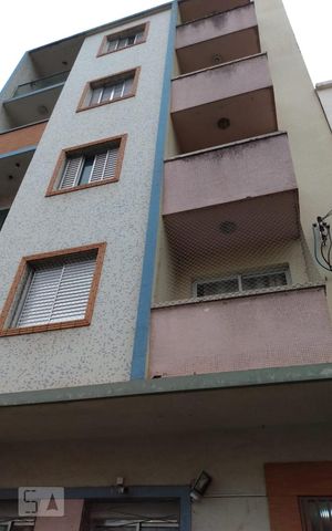 Apartamento à venda com 76m², 2 quartos e sem vaga Apartamento à venda com 76m², 2 quartos e sem vagaFachada