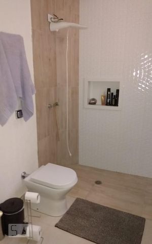 Apartamento à venda com 76m², 2 quartos e sem vaga Apartamento à venda com 76m², 2 quartos e sem vagaBanheiro