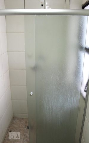 Apartamento à venda com 76m², 2 quartos e 1 vagaBanheiro Social