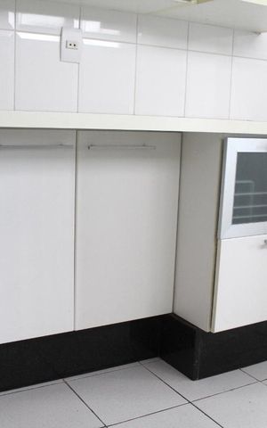 Apartamento à venda com 76m², 2 quartos e 1 vagaCozinha - Armários