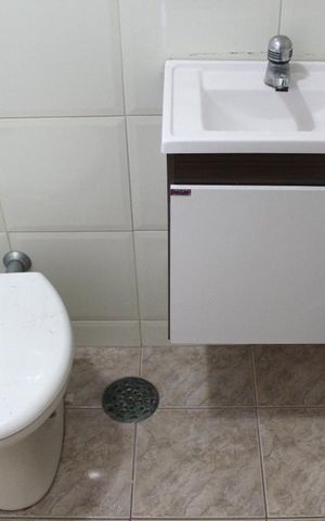 Apartamento à venda com 76m², 2 quartos e 1 vagaBanheiro Social