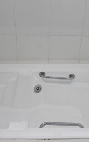 Apartamento à venda com 76m², 2 quartos e 1 vagaBanheiro da Suíte