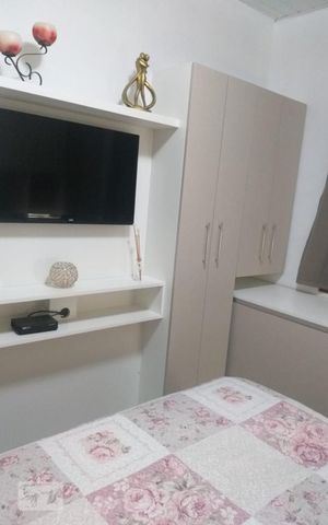 Casa para alugar com 74m², 2 quartos e 2 vagas