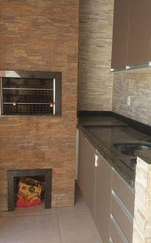 Casa para alugar com 74m², 2 quartos e 2 vagas