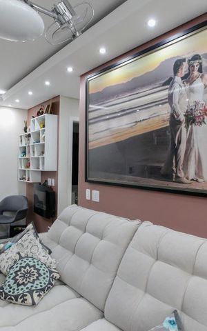Apartamento à venda com 90m², 2 quartos e 2 vagas Apartamento à venda com 90m², 2 quartos e 2 vagasSala