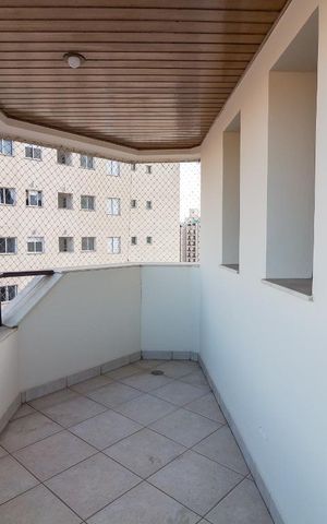 Apartamento à venda com 170m², 3 quartos e 2 vagasVaranda sala