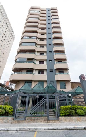 Apartamento à venda com 170m², 3 quartos e 2 vagasFachada do prédio