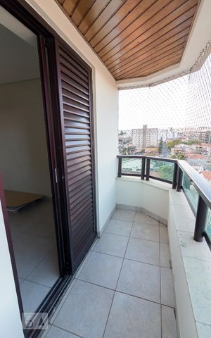 Apartamento à venda com 170m², 3 quartos e 2 vagasVaranda quarto 2 suíte